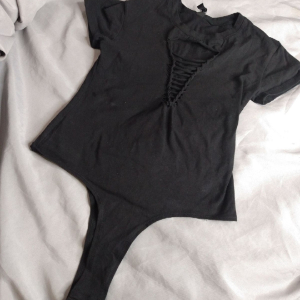 NWT WINDSOR MEDIUM CUT OUT BodysuitSuper sexy an
